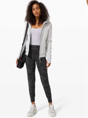 Lululemon Align Jogger 28” in Incognito Camo Multi Grey Size 8